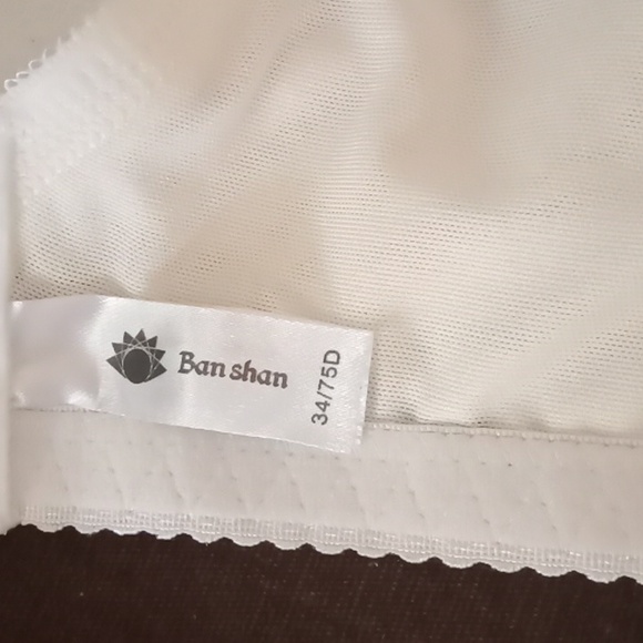 Bra - Picture 9 of 9